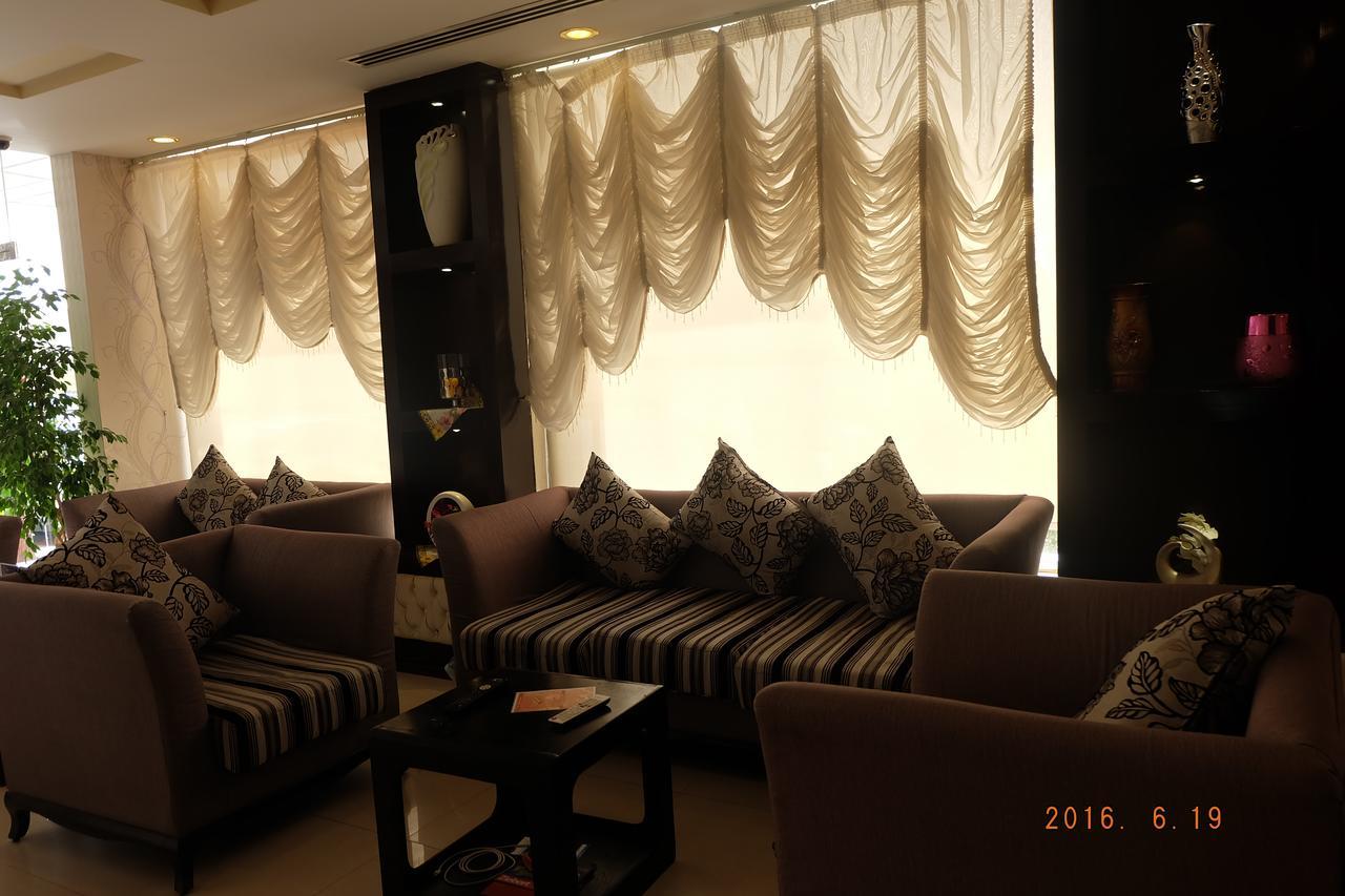 Talin Star Suites Riadh Exterior foto