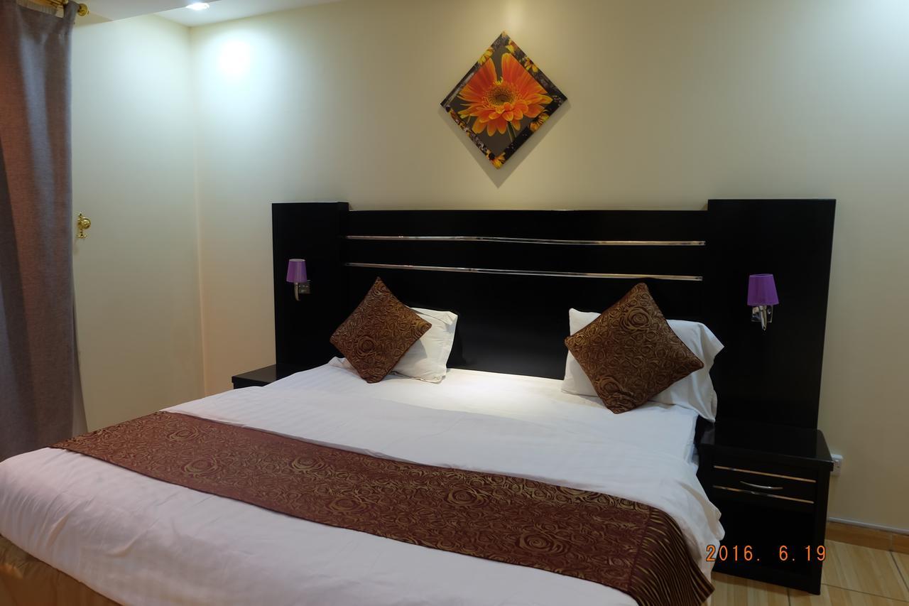 Talin Star Suites Riadh Exterior foto